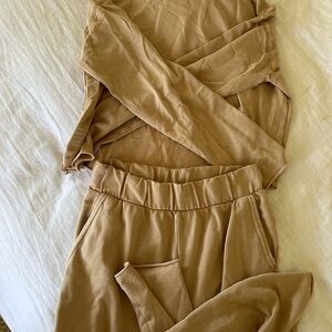 Aerie Tan Relaxed Fit Joggers Soft Intimates Set